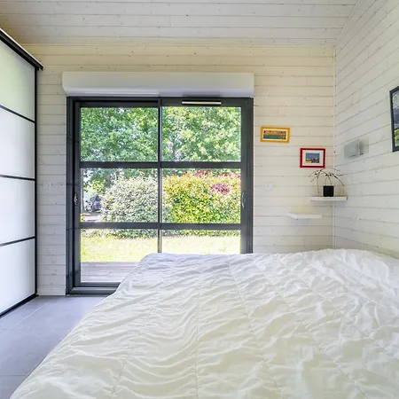 Maison Confortable Pour 6 Pers., Proche De - Fr-1-50-187 *